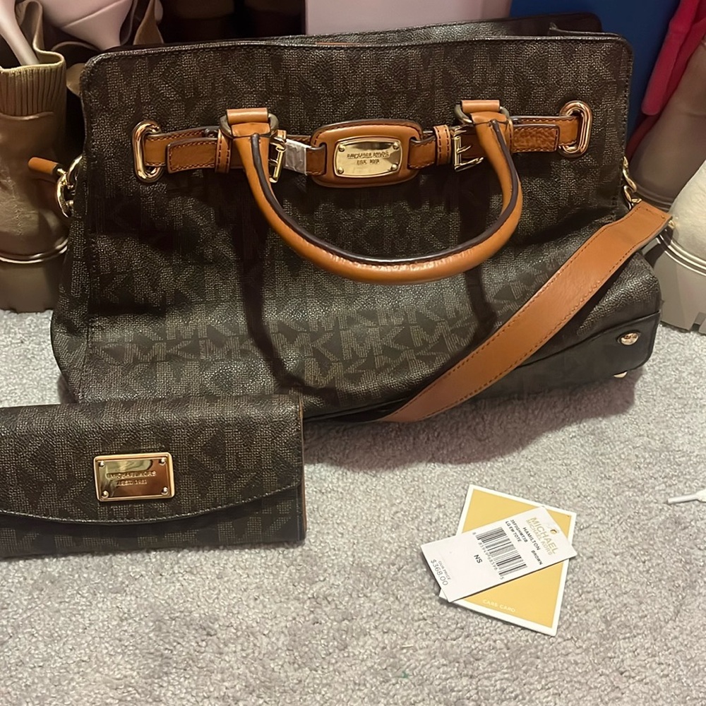 Michael Kors purse and wallet